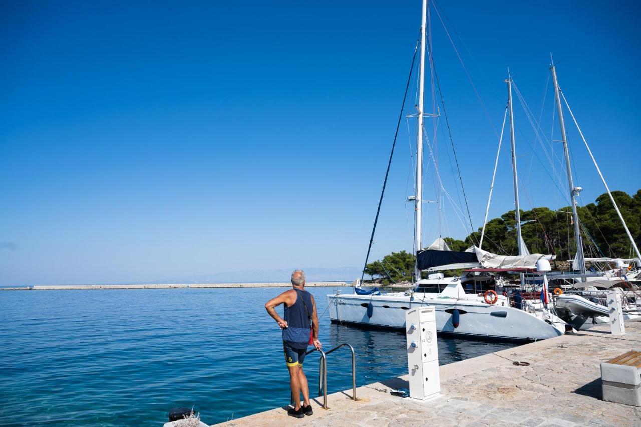 Apartment Carmen Veli Lošinj Zewnętrze zdjęcie