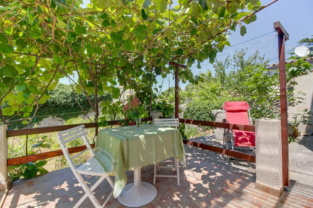 Apartment Carmen Veli Lošinj Zewnętrze zdjęcie
