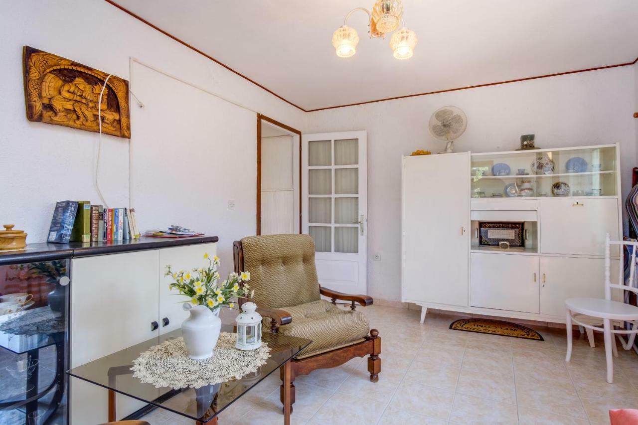 Apartment Carmen Veli Lošinj Zewnętrze zdjęcie
