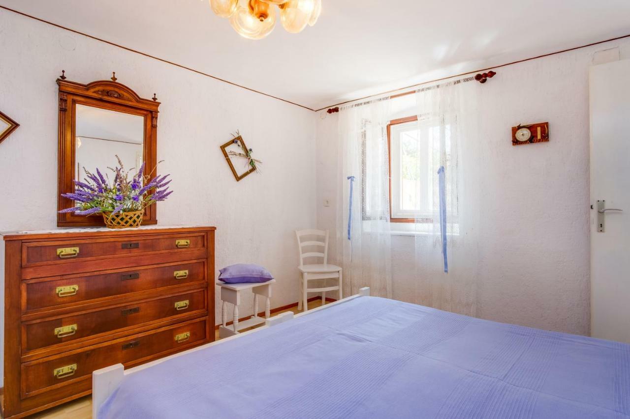 Apartment Carmen Veli Lošinj Zewnętrze zdjęcie